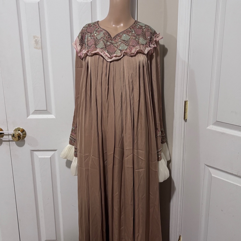 Elegant Pink and Cream Women's Dress